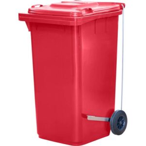 Красные мусорные контейнеры